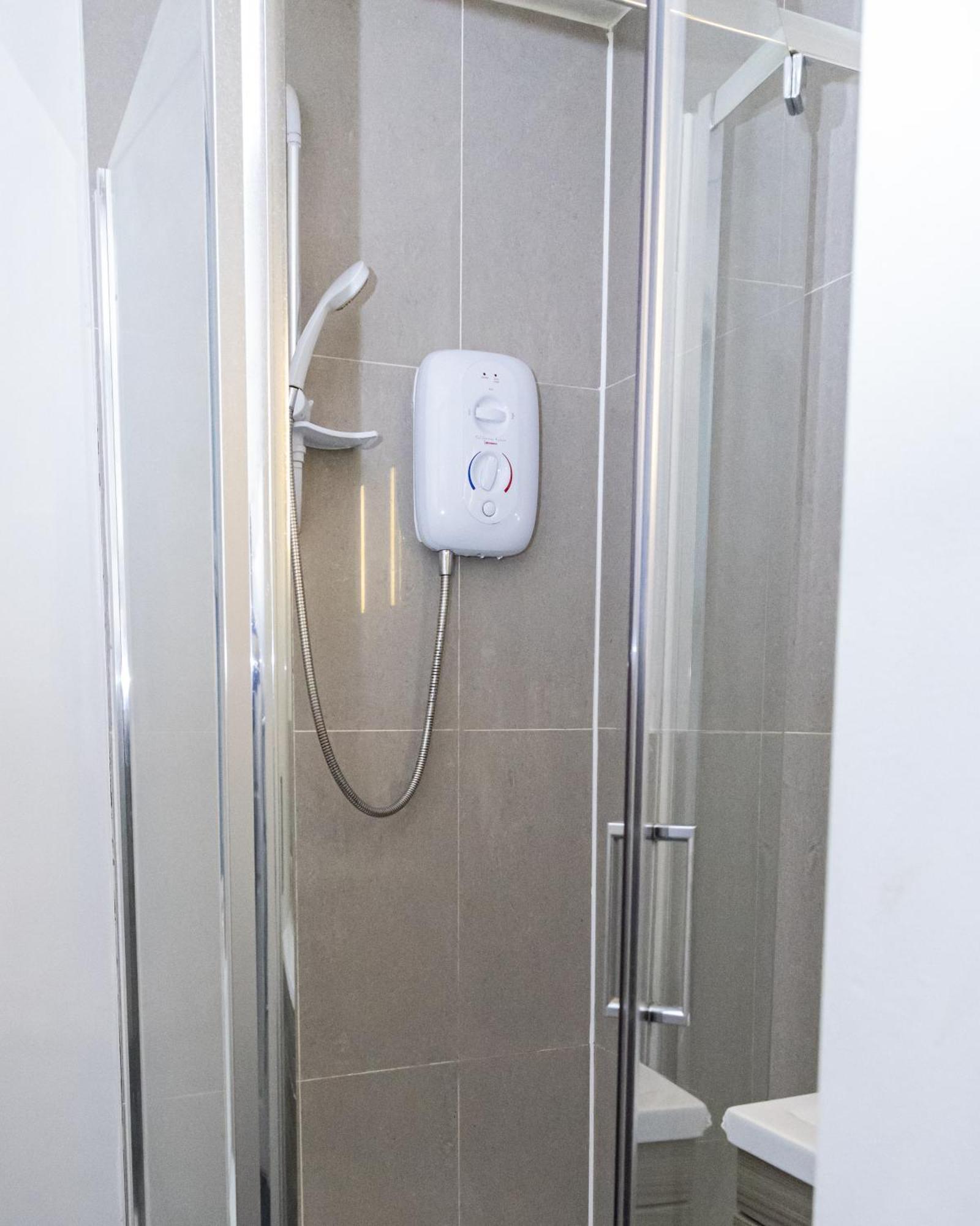 1 Bedroom Apartment In Chorlton Central Manchester Exterior foto